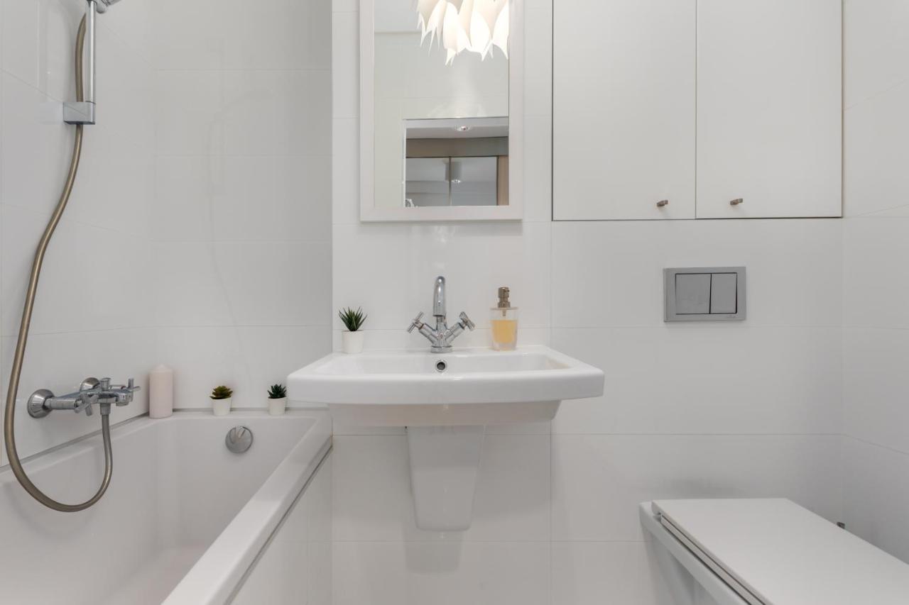 Krolewska 43 By Homeprime Warschau Buitenkant foto